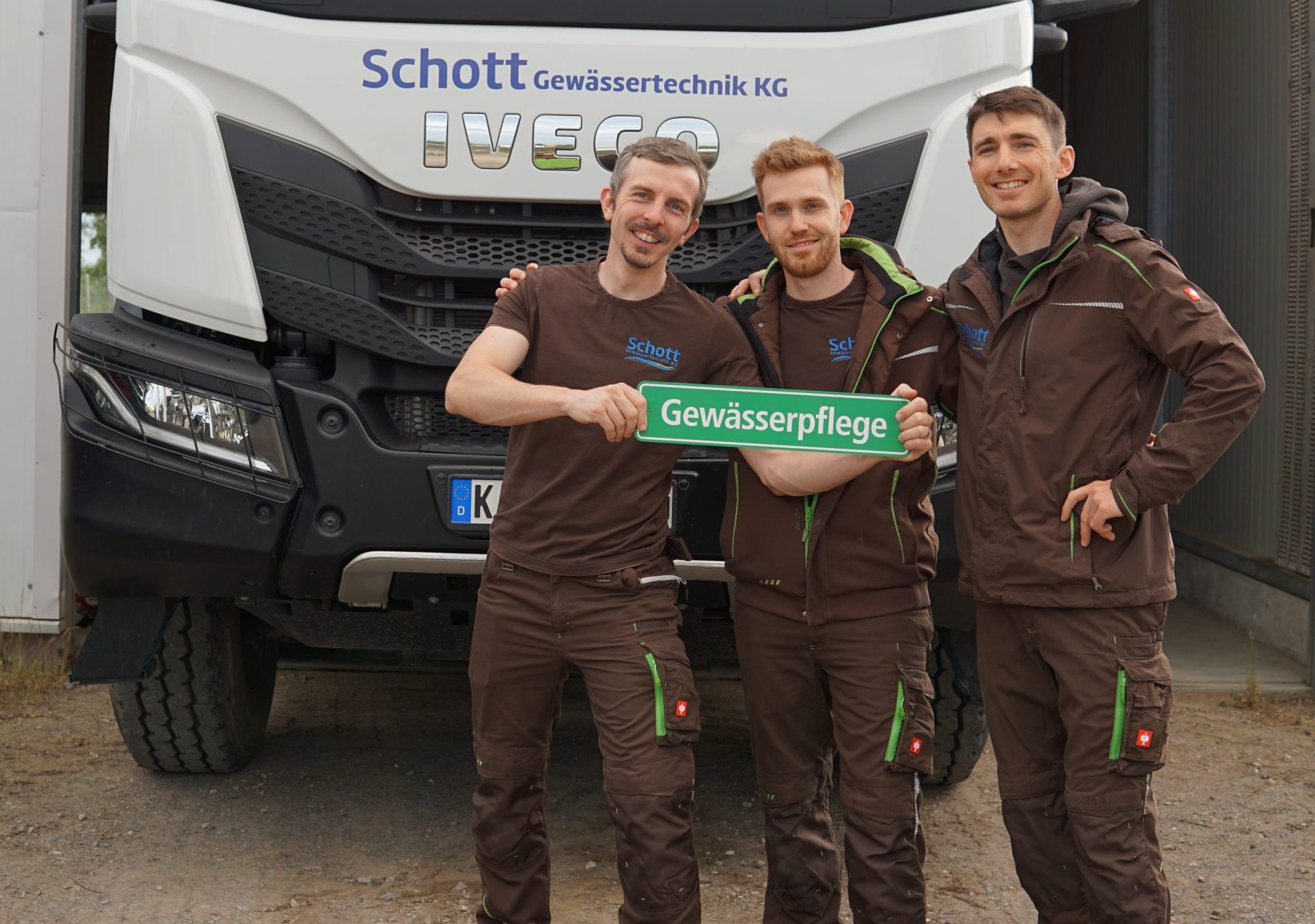 Lkw Team 1 - Schott Gewässertechnik KG